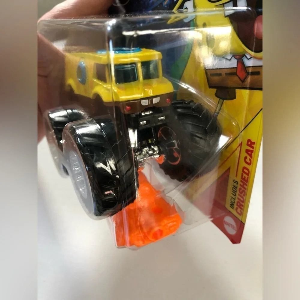 Hot Wheels Monster Trucks x SpongeBob SquarePants - BRAND NEW!!